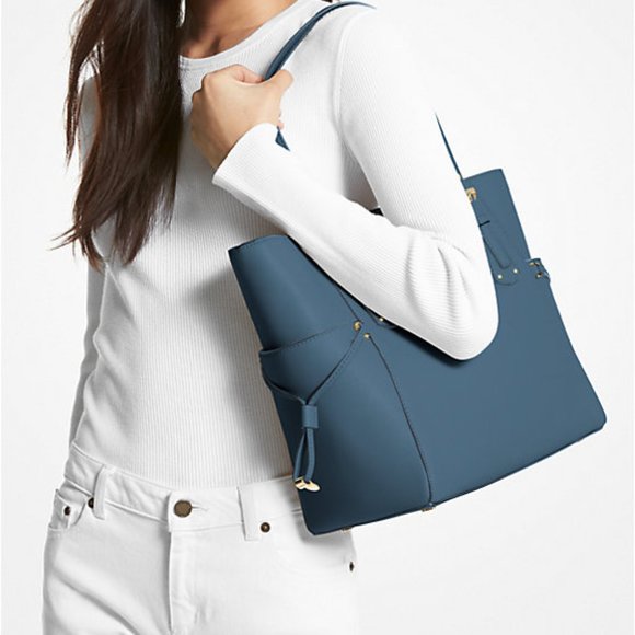 Michael Kors Voyager Small Saffiano Leather Tote Bag DK CHAMBRAY 100% AUTHENTIC - Picture 3 of 3